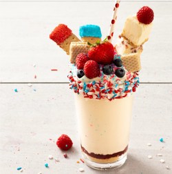 Red, White & Berry Cheesecake Shake